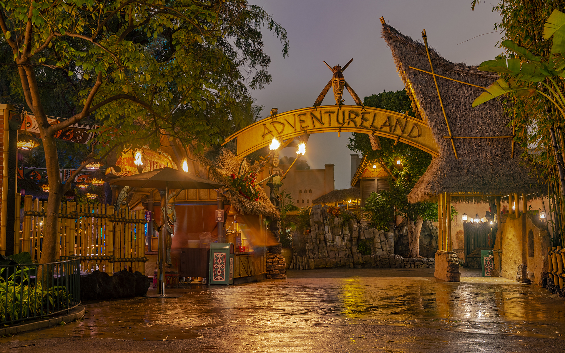 old_adventureland.jpg