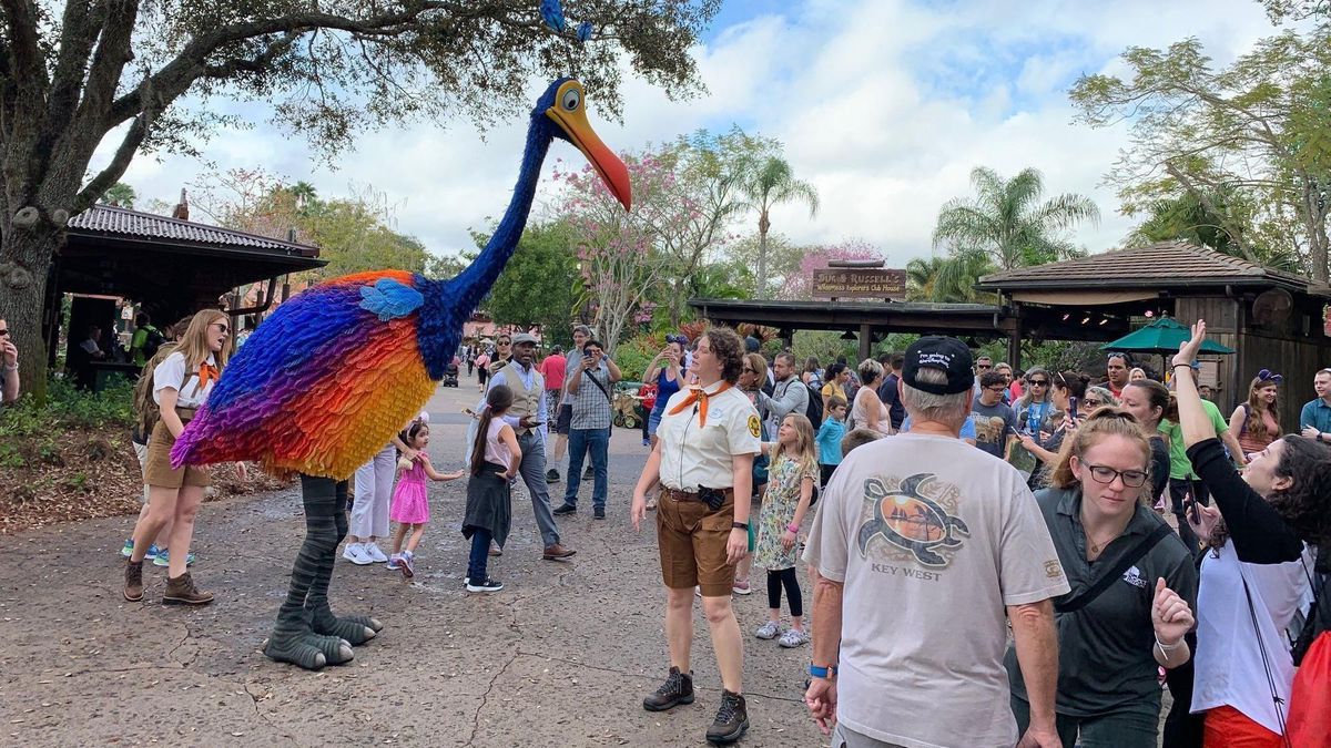 os-et-s4-disney-animal-kingdom-up-bird-kevin-20190212.jpeg