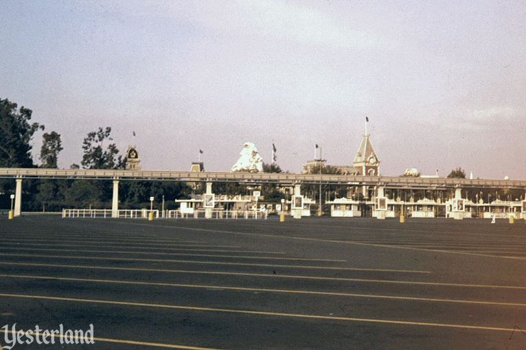 parkinglot_empty1960oca.jpg