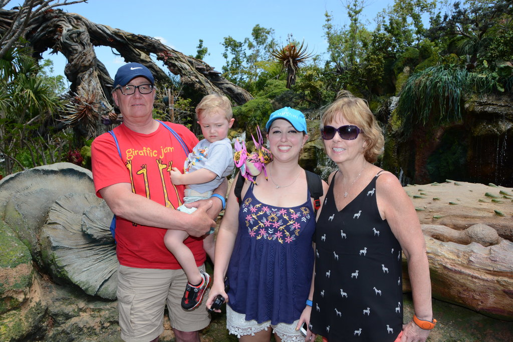 PhotoPass_Visiting_AK_411346276017.JPG