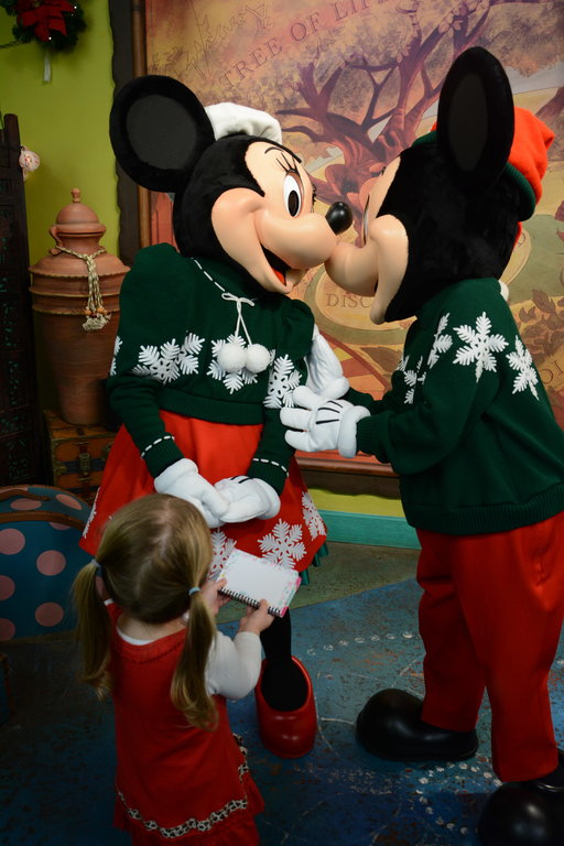 PhotoPass_Visiting_AK_414895764925.JPG