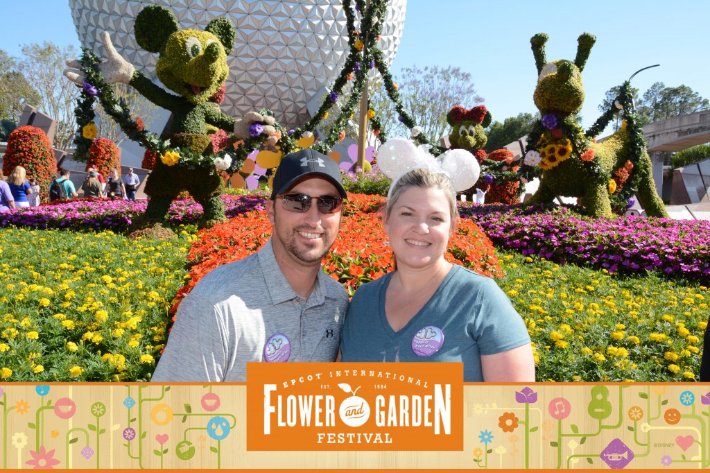 PhotoPass_Visiting_EPCOT_401453020268.jpeg