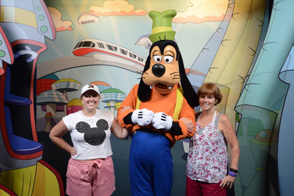 PhotoPass_Visiting_EPCOT_403369985430.JPG