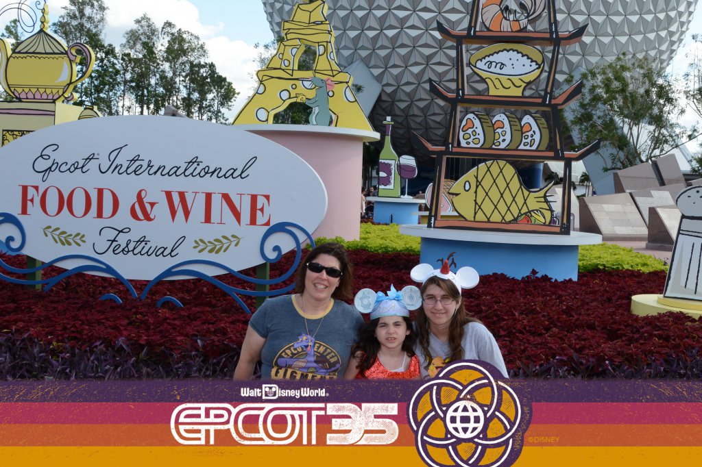 PhotoPass_Visiting_EPCOT_404819836394 copy.JPG