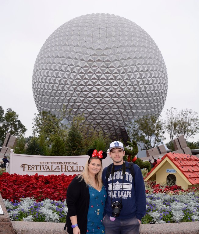 PhotoPass_Visiting_EPCOT_407522632689.jpg