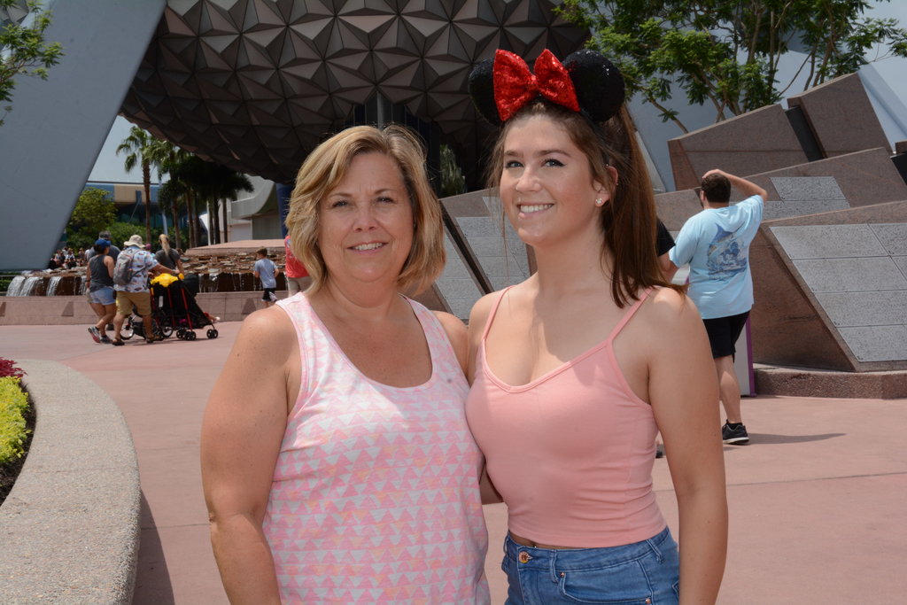 PhotoPass_Visiting_EPCOT_411771706264.JPG