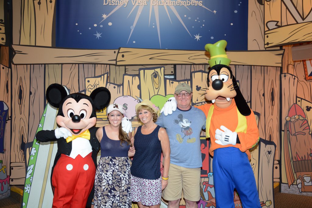 PhotoPass_Visiting_Epcot_7676150593.jpg