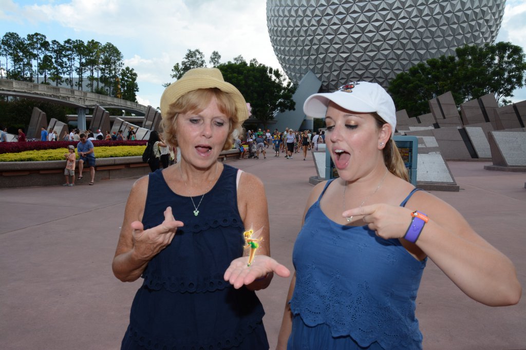 PhotoPass_Visiting_EPCOT_7793265983.jpeg