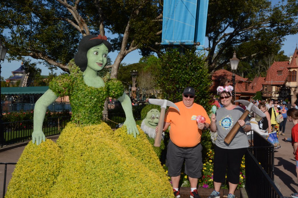 PhotoPass_Visiting_EPCOT_7966581473.jpeg