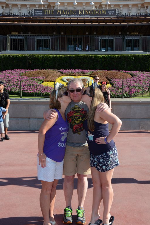 PhotoPass_Visiting_Magic_Kingdom_Park_7678218003.jpg