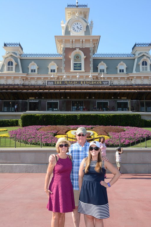 PhotoPass_Visiting_Magic_Kingdom_Park_7680177628.jpg