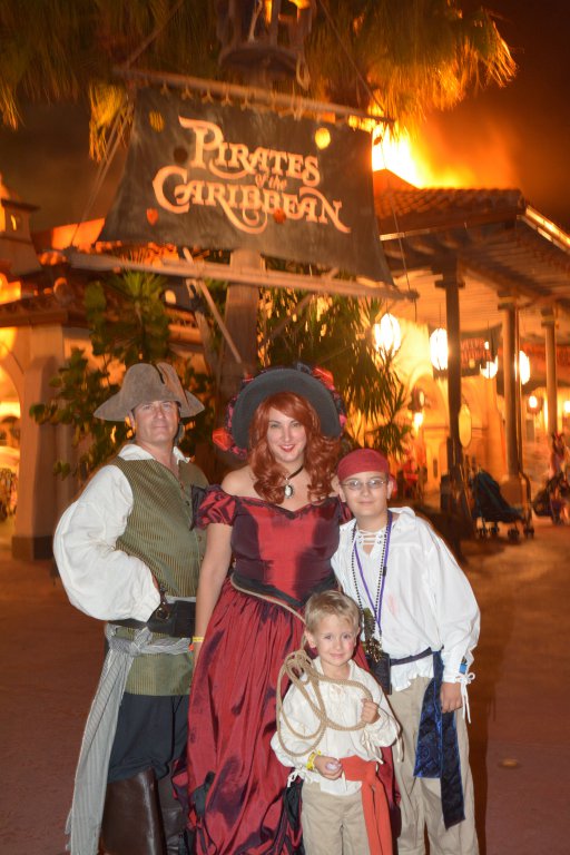 PhotoPass_Visiting_Mickeys_Not_So_Scary_Halloween_Party_7070701373.jpg