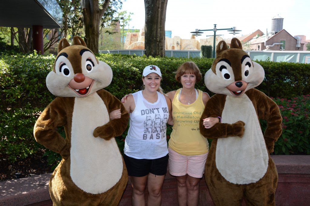 PhotoPass_Visiting_STUDIO_403469454476.JPG