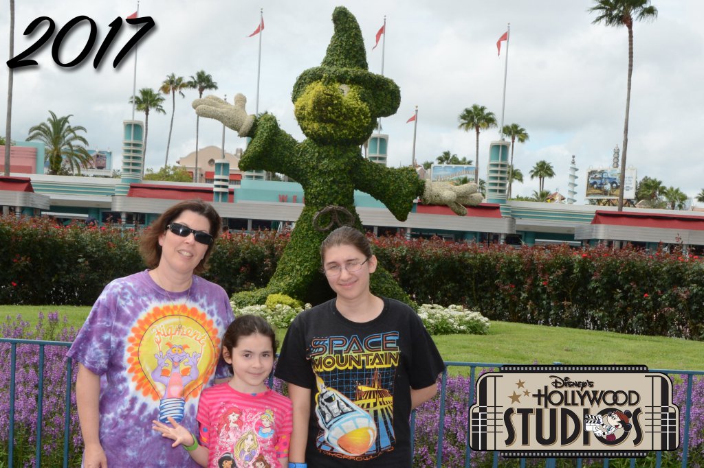 PhotoPass_Visiting_STUDIO_404791984582.JPG