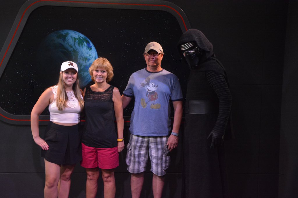 PhotoPass_Visiting_STUDIO_7682505388.jpeg.jpeg