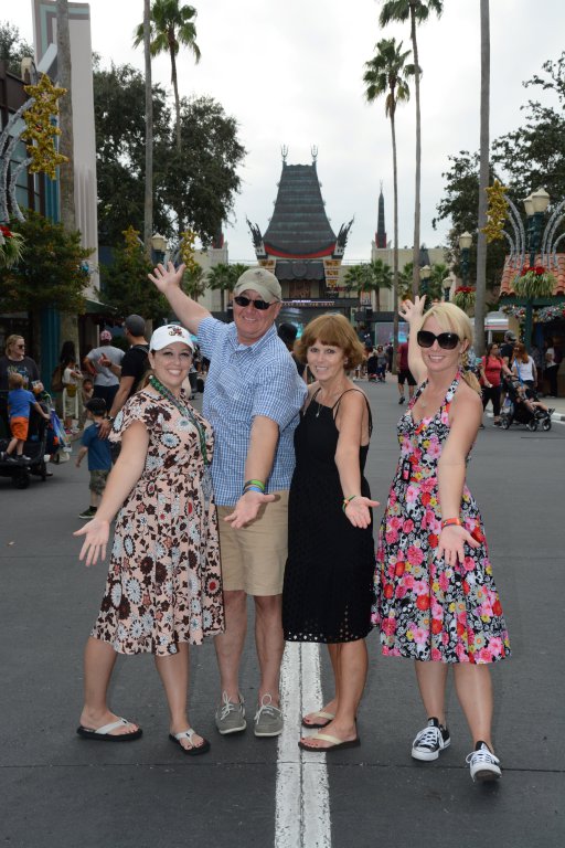 PhotoPass_Visiting_STUDIO_7855971243.jpeg