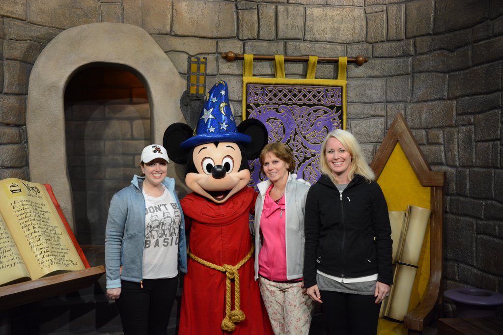 PhotoPass_Visiting_STUDIO_7978065076-2.jpeg