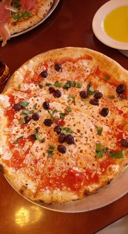 Pizza with black olives.jpg