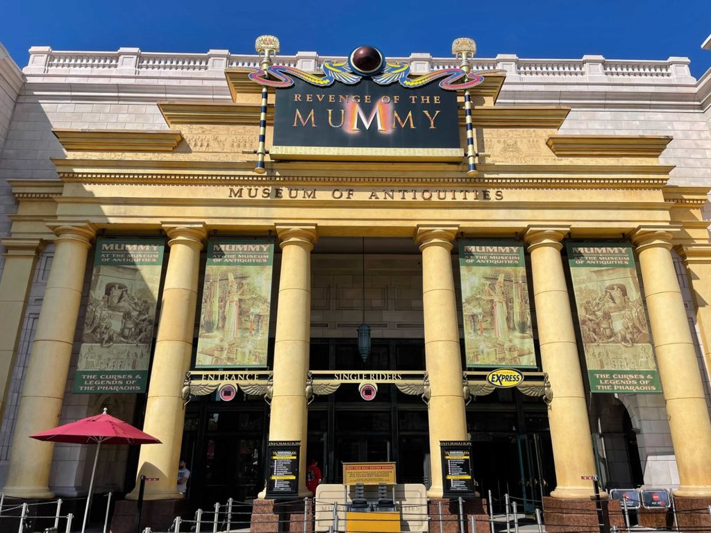 Revenge-of-the-Mummy-Queue-Tour-Pics-before-refurbishment-2022-jan-6-3849238-1200x900.jpeg