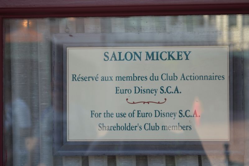 salon mickey_02.jpg