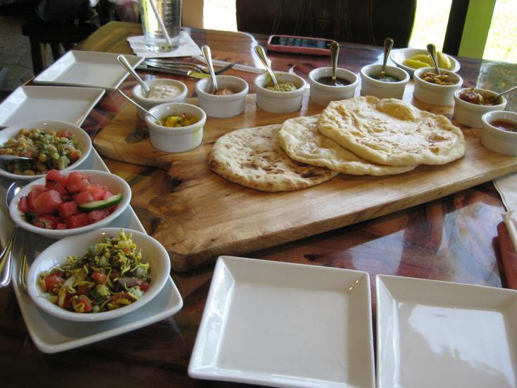 Sanaa Bread Service.jpg