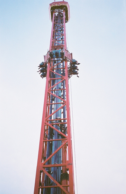 six-flags-new-england-scream.jpg