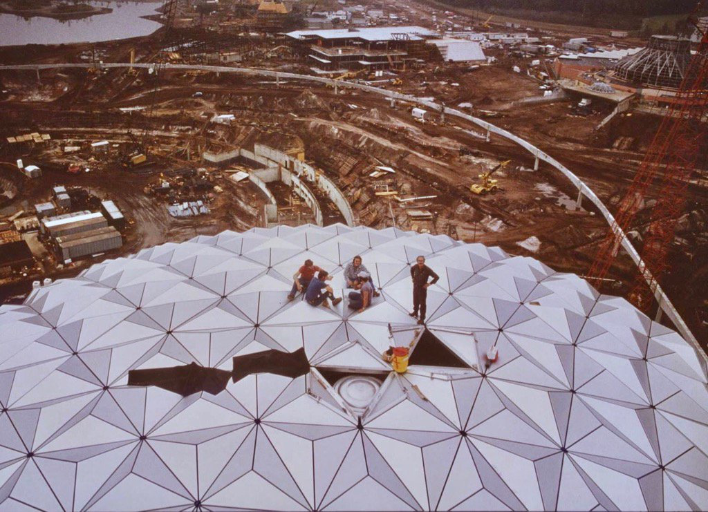 Spaceship-Earth-Construction.png