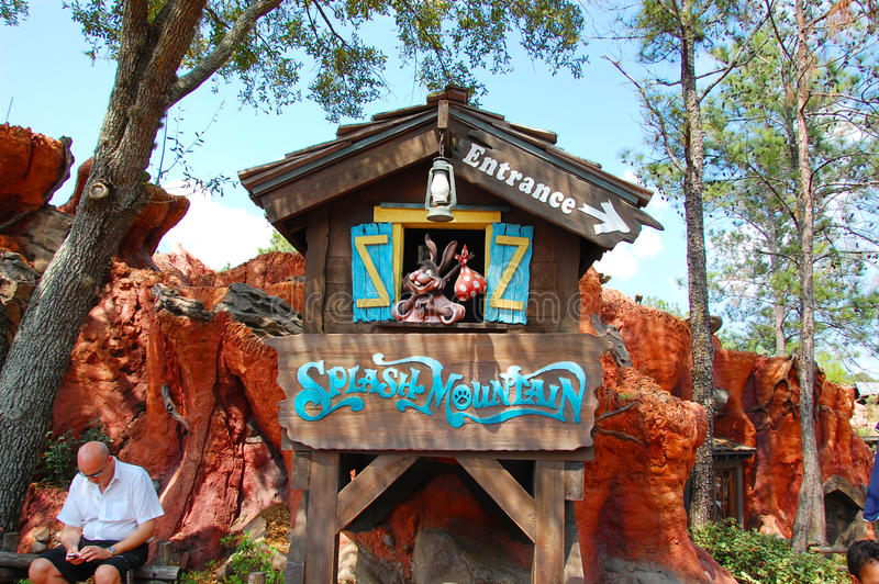 splash-mountain-sign-one-main-attraction-disney-s-magic-kingdom-florida-31520765.jpg