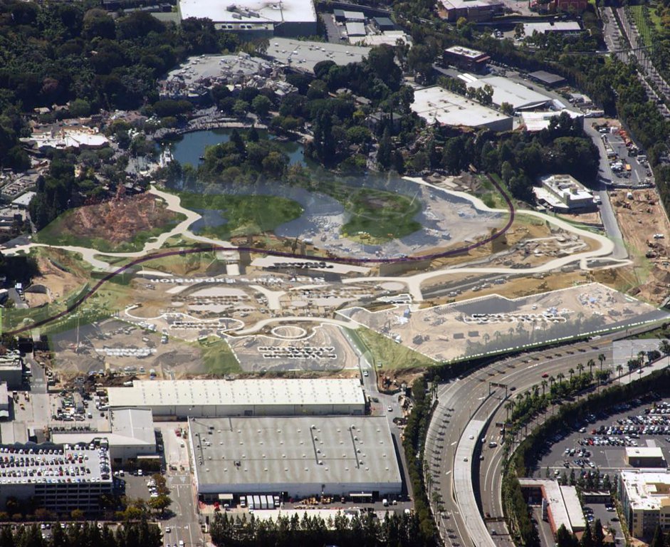 Star Wars Land Composite.jpg