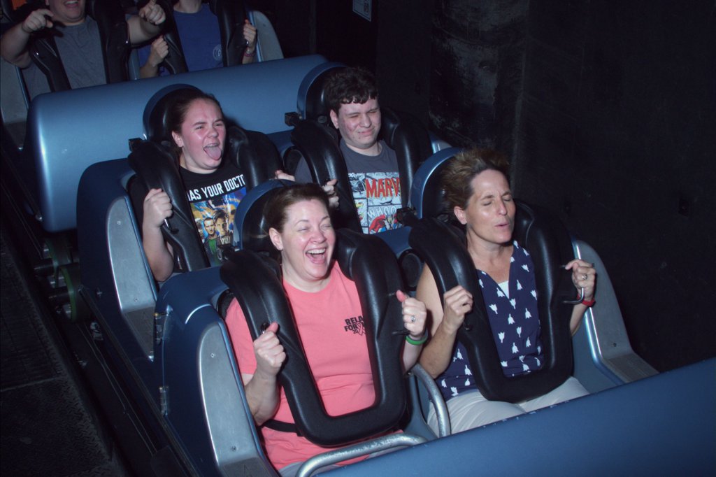 STUDIO_ROCKNRCOASTERRIDE_7565938037.jpeg