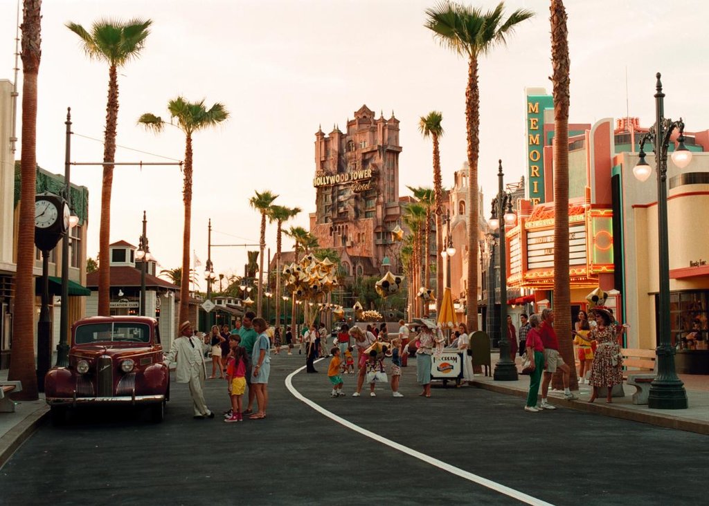 Sunset Boulevard photo(c)Disney.jpg