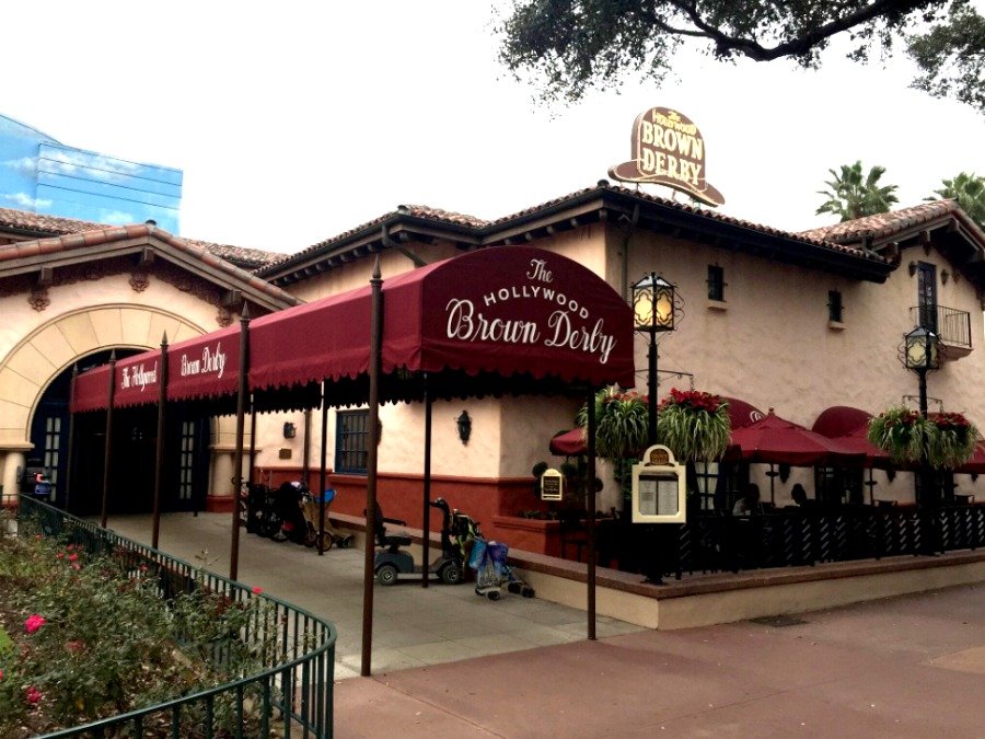 the-hollywood-brown-derby-entrance-close.jpg