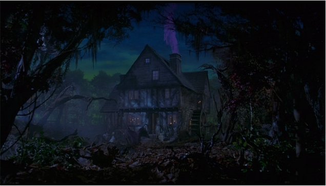 the-sanderson-s-house-hocus-pocus-753985_636_363.jpg