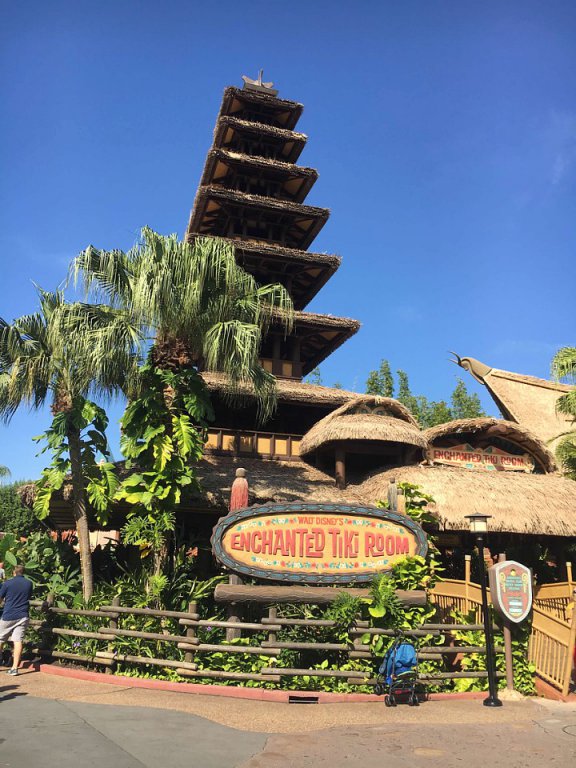 Tiki Room.jpg