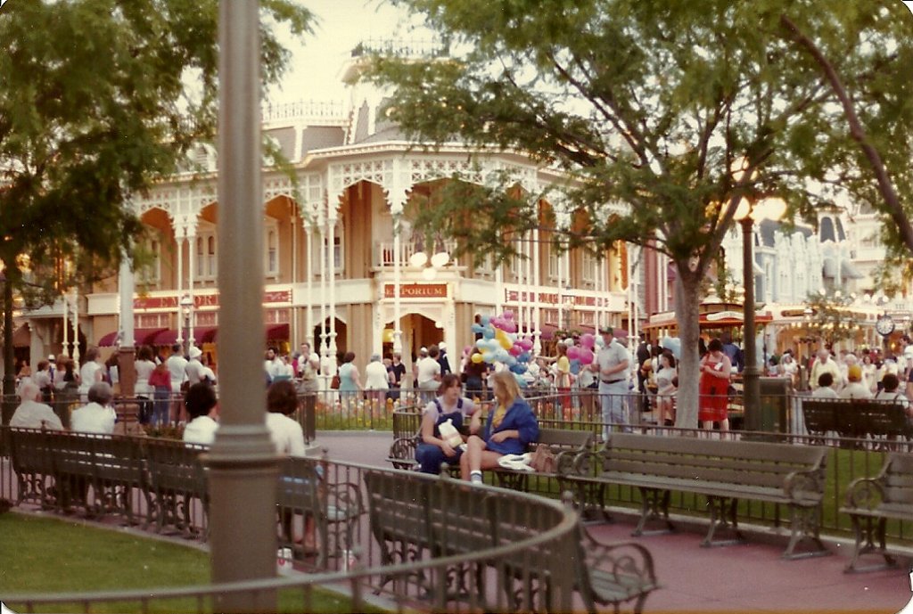 Town Square, Main Street USA @9cfb7412d9824772a0c4e7062c5d8b55.jpg