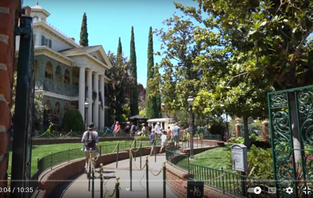 News New Haunted Mansion Grounds Expansion Retail Shop Coming To Disneyland Resort In 2024 