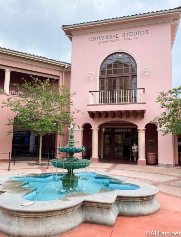 Universal-Studios-Florida-Ticket-Booth.jpg