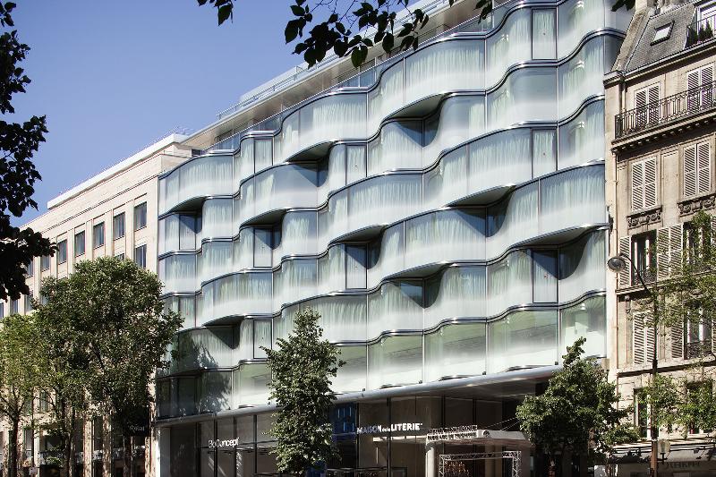 wavy glass hotel.jpg