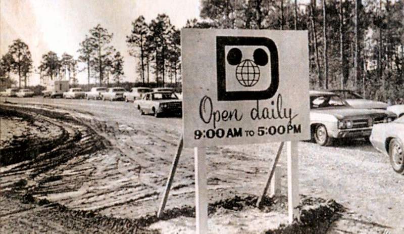 WDW 50th - Entrance hours.jpg