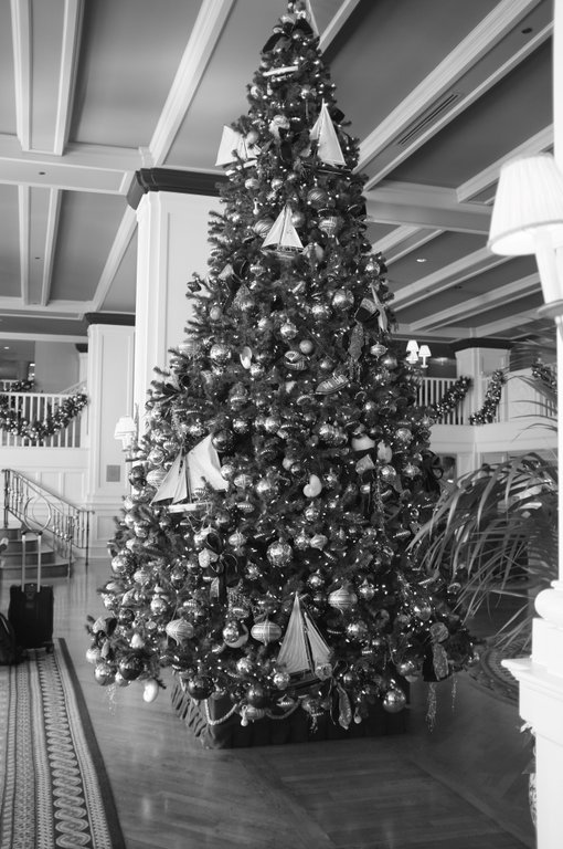 Yacht Club Lobby at Christmastime.JPG