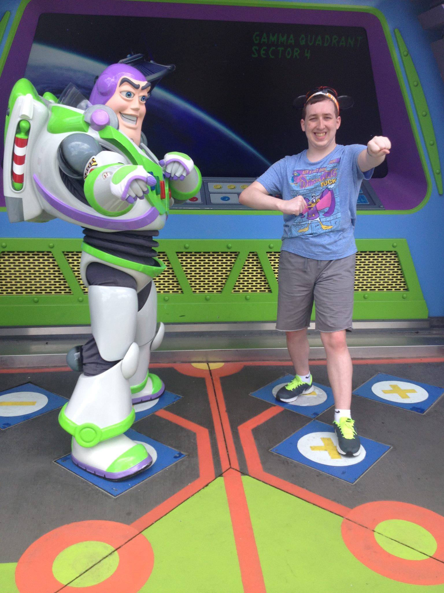 Buzz lightyear store walt disney world