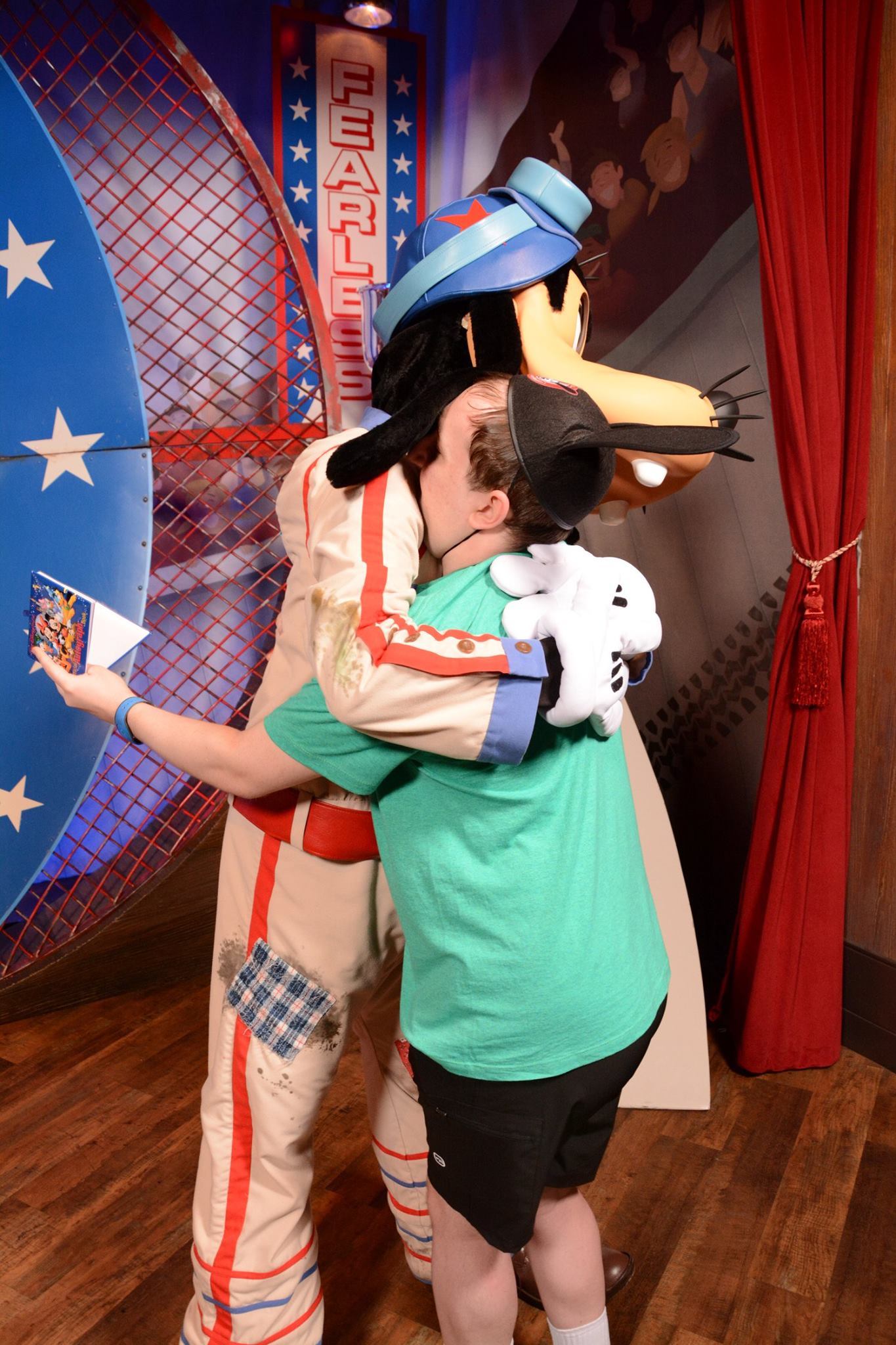 Hugging Goofy