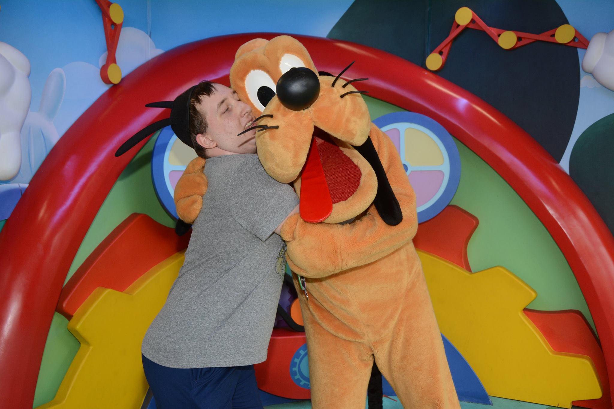 Hugging Pluto again