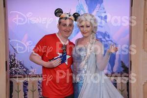 Posing with Queen Elsa